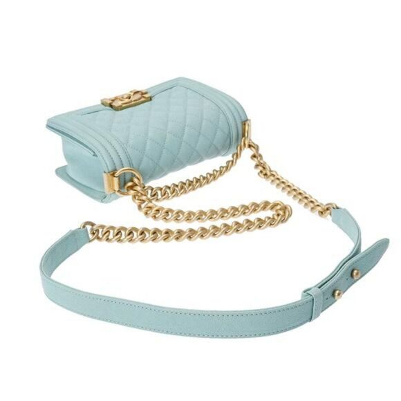 Chanel Boy Bag - Picture 3 of 12